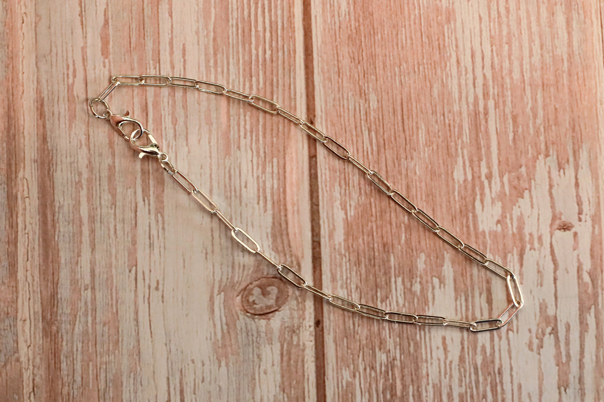 Paperclip Hat Chains (Multiple Options)