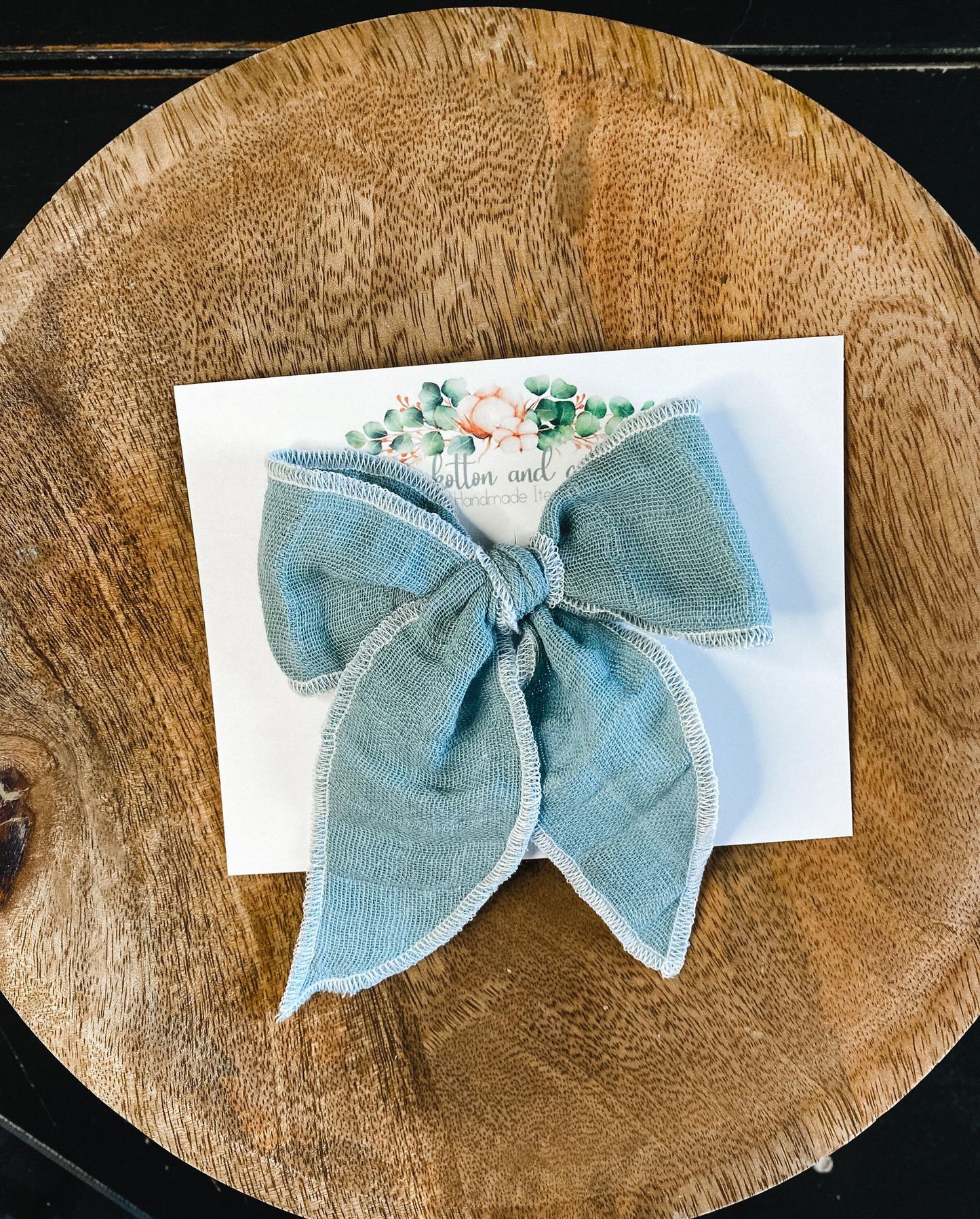 Whimsy Bow
