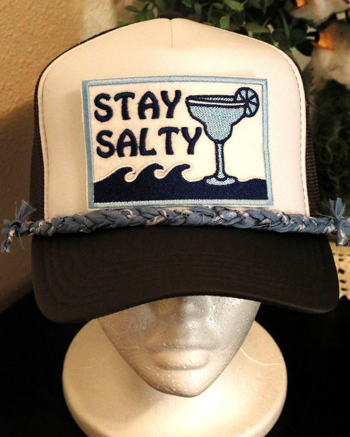 Simple Braided Bandana with Tied Ends Trucker Hat Chain