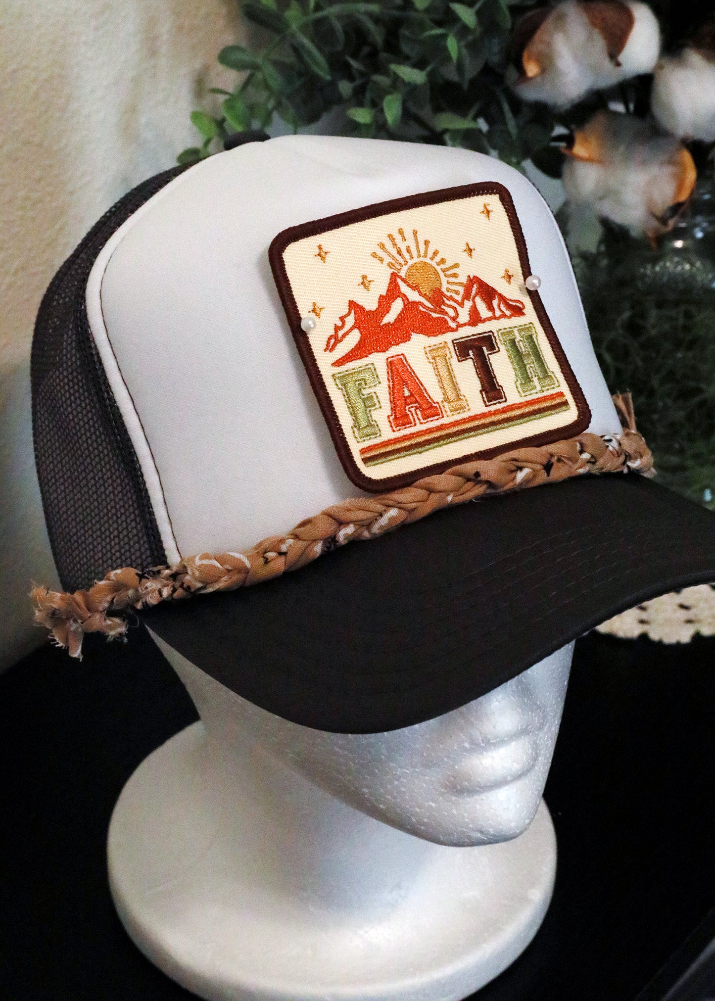 Tan Simple Braided Trucker Hat Chain
